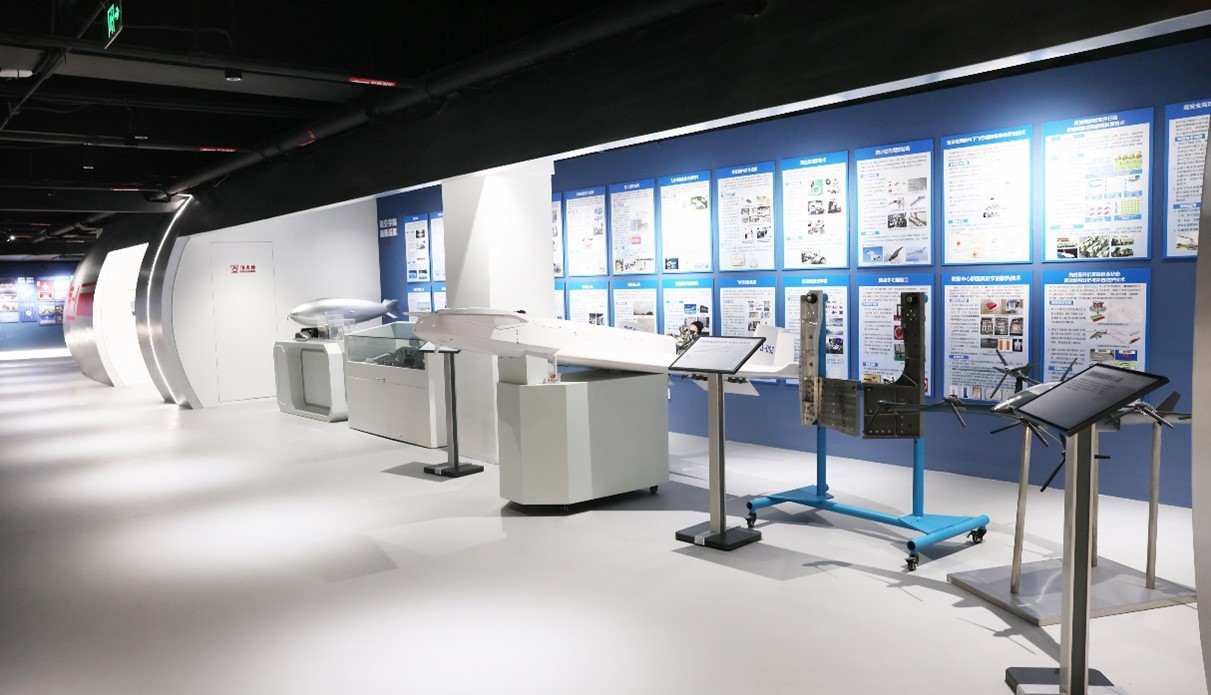 365英国上市公司